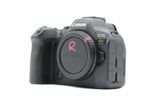 Canon EOS R6 Mark II Mirrorless Camera Body Only - Excellent -  SC: 3,000