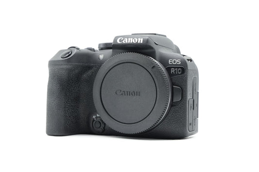Canon EOS R10 24.2MP Mirrorless Camera (Body Only) - Excellent - SC: 9,000