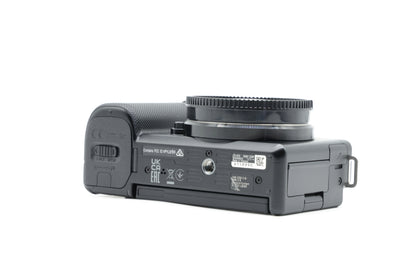 Sony ZV-E10 Mirrorless Camera Body Only - Excellent