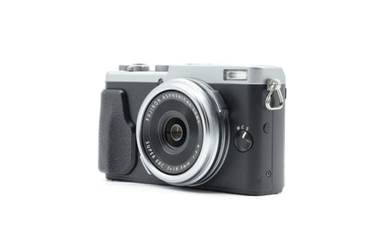 Fuji Fujifilm X70 16.3MP Compact Digital Camera Silver - Excellent Plus