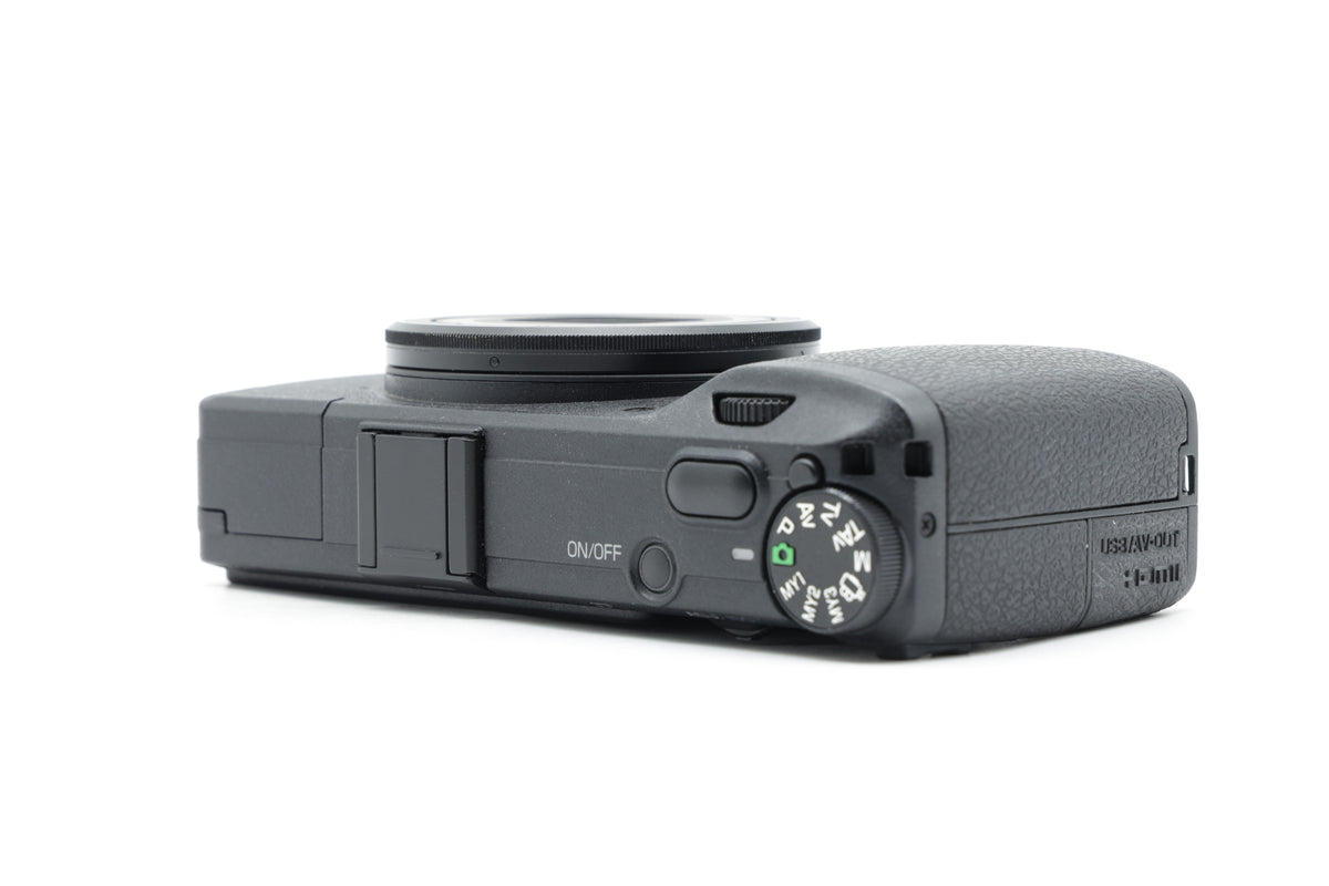 Ricoh GR 16.2MP Compact Camera - Near Mint Minus - SC: 1570