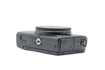Canon EOS M200 Camera Body Only - Excellent Plus - SC: 3000