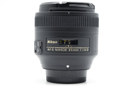 Nikon AF-S Nikkor 85mm f/1.8G Lens - Excellent Plus