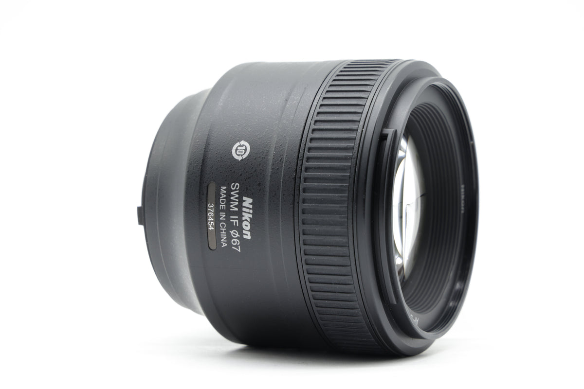 Nikon AF-S Nikkor 85mm f/1.8G Lens - Excellent Plus