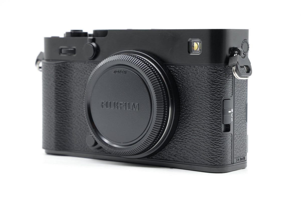 Fujifilm X-E5 Camera Body Only - Near Mint - SC: 69