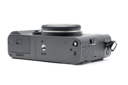 Fujifilm X-E5 Camera Body Only - Near Mint - SC: 69