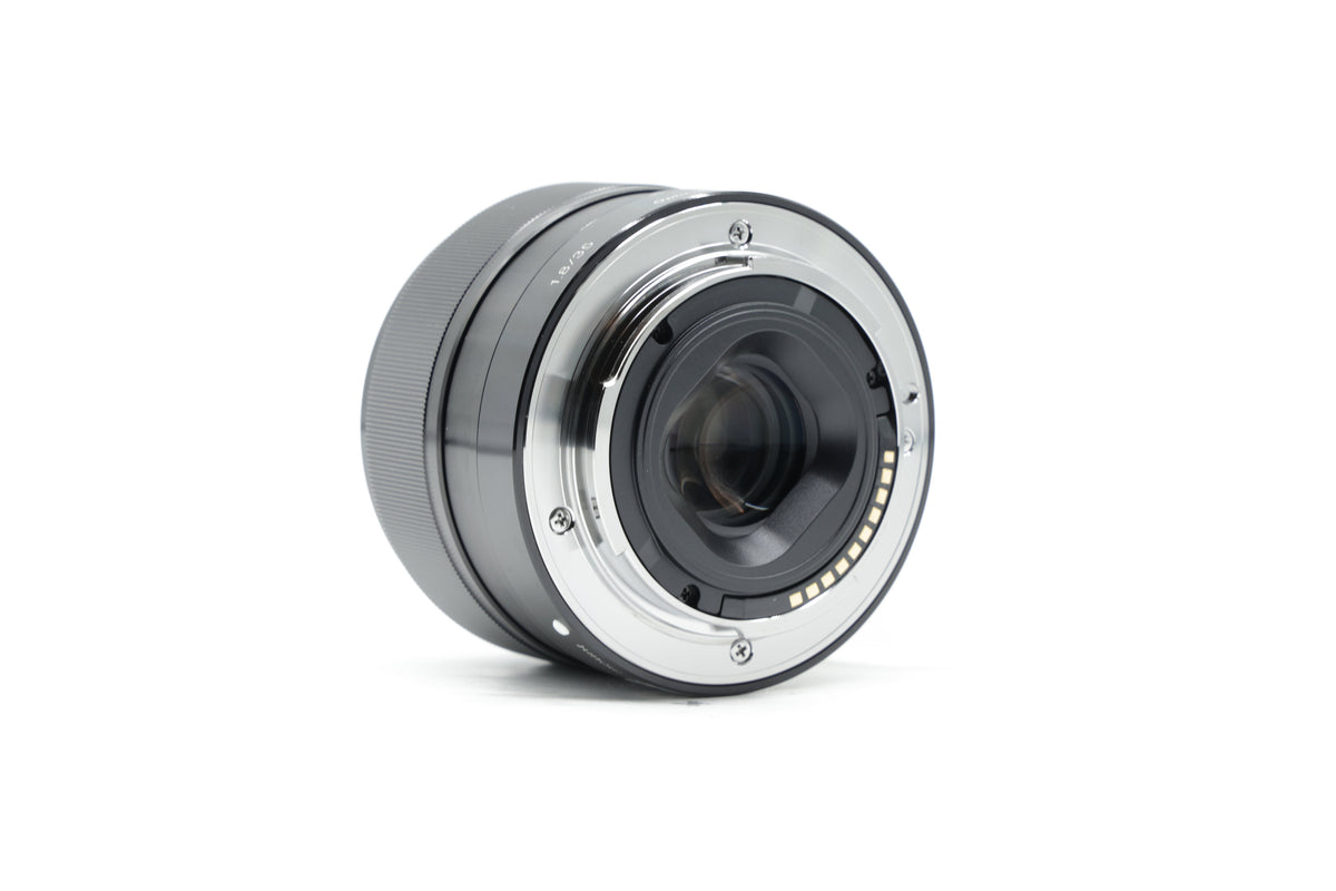 Sony E 35mm F1.8 OSS Lens - Near Mint Minus