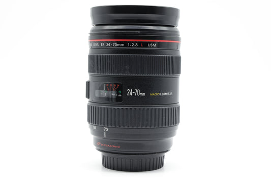Canon EF 24-70mm f/2.8L USM Lens - Excellent