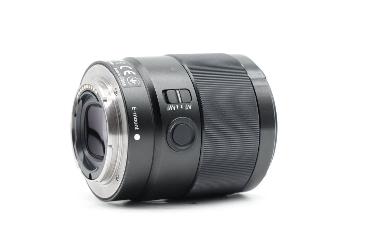 Sony FE 35mm F1.8 Lens - Excellent