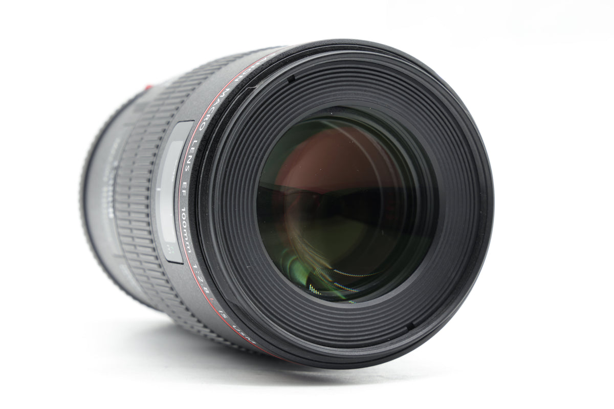 Canon EF 100mm f/2.8L Macro IS USM Lens - Excellent Plus