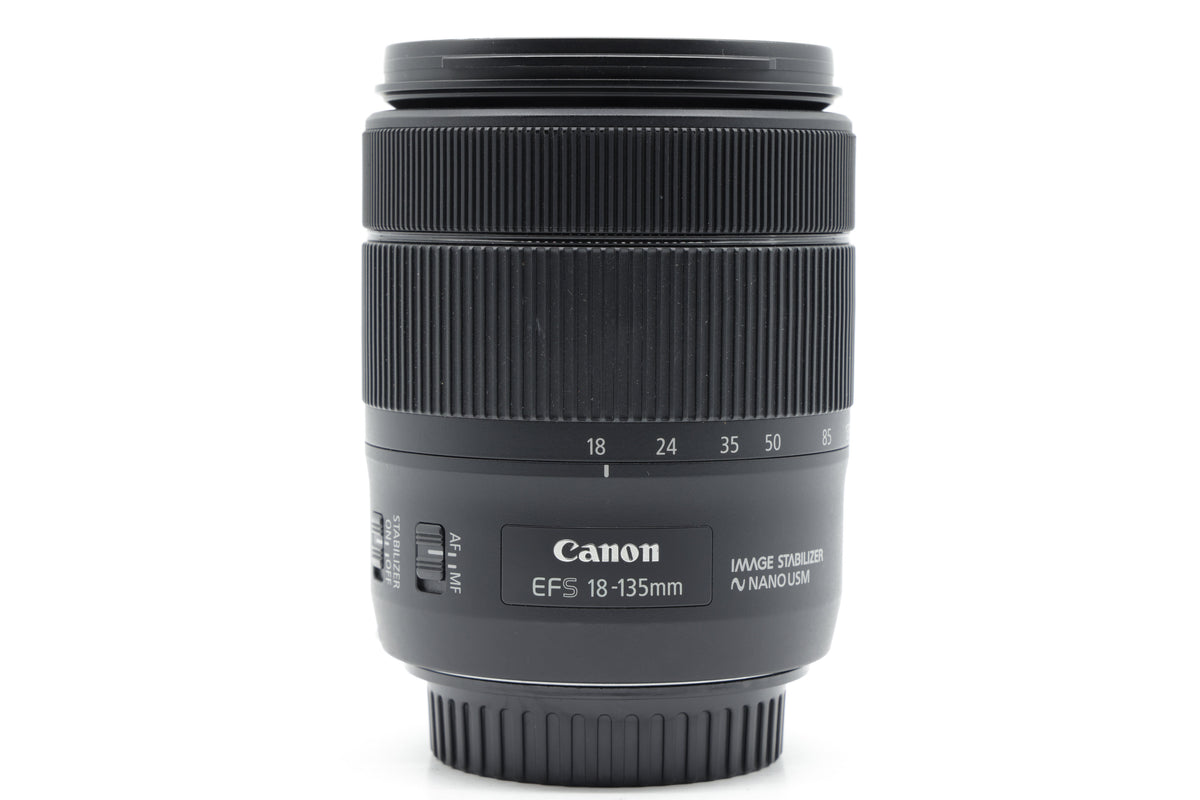 Canon EF-S 18-135mm f/3.5-5.6 IS USM Lens - Excellent